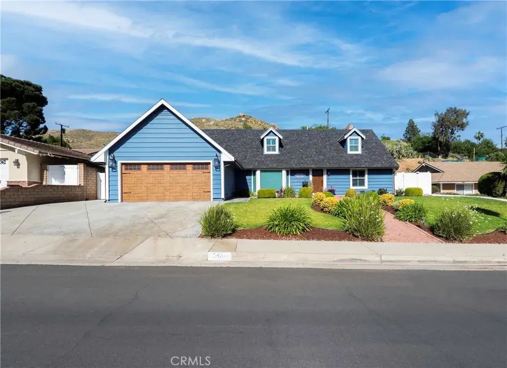 5481 Peacock, Riverside
