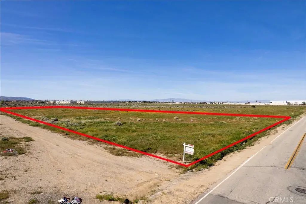 Avenue P-8, Palmdale