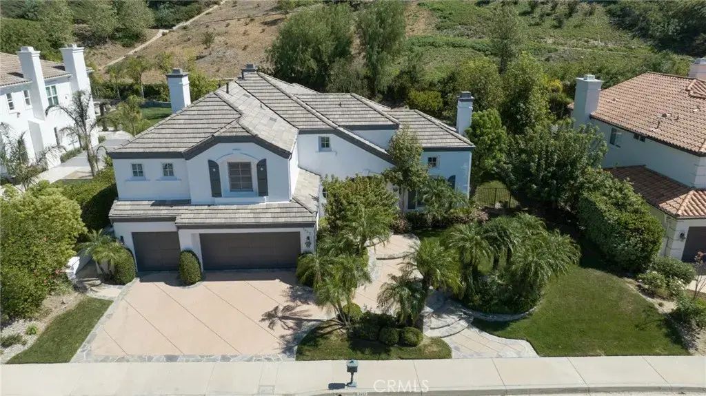 3452 Daniella Court, Calabasas