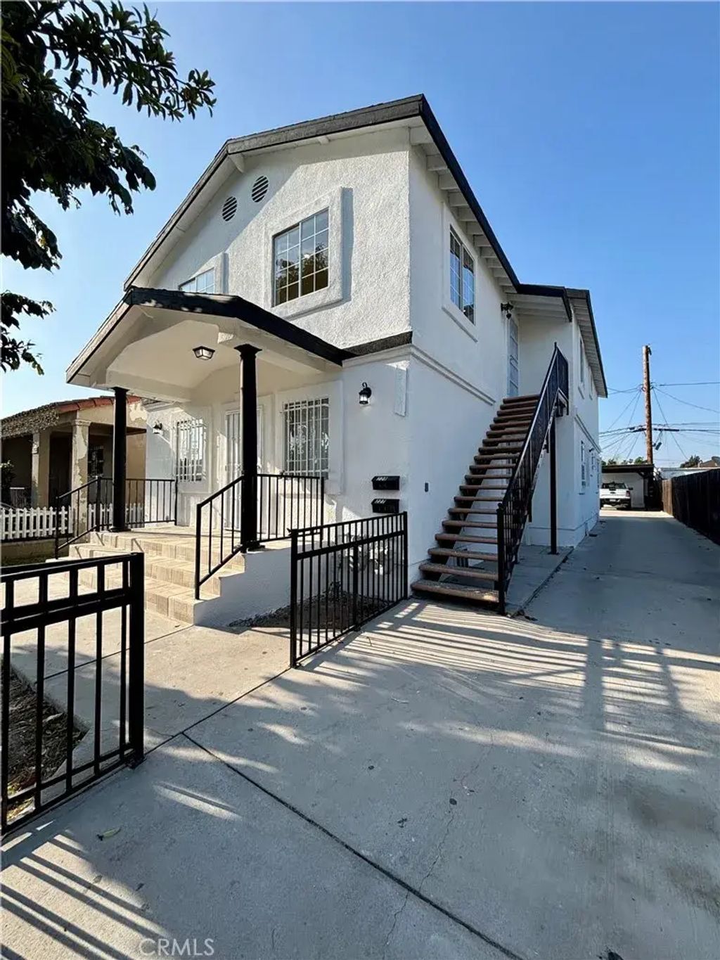227-229 E 81st, Los Angeles