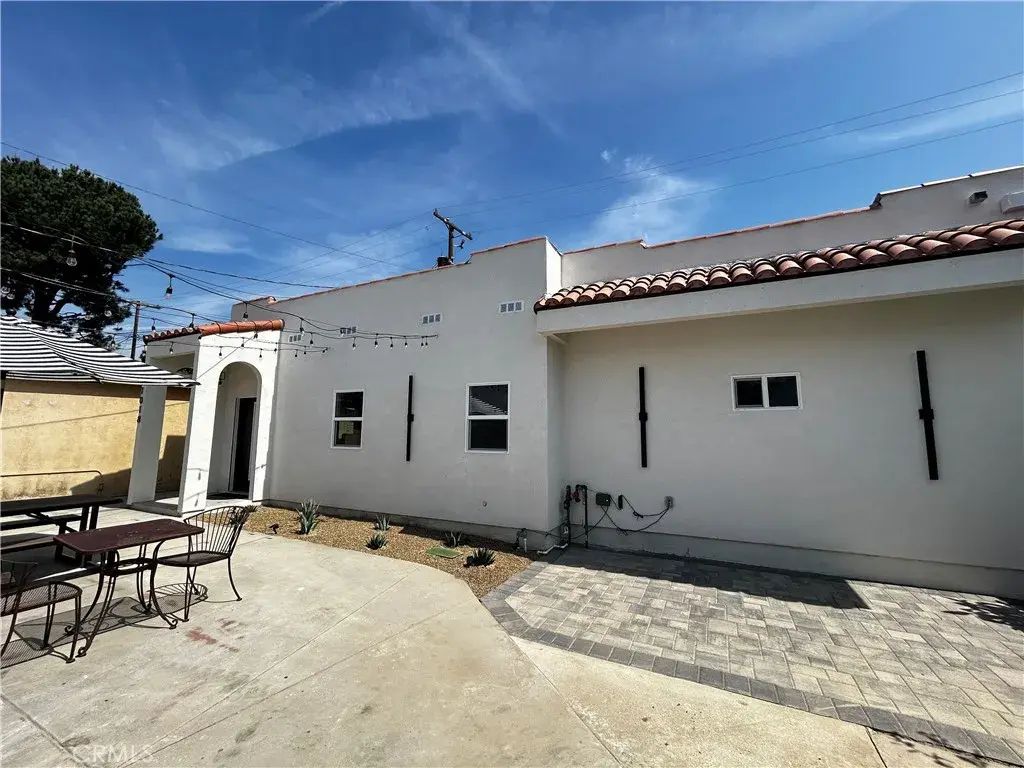 1016 N Ontario 1018, Burbank