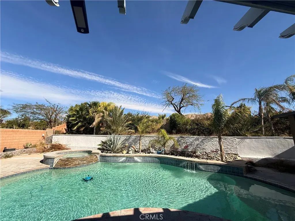68792 Ridge Crest, Desert Hot Springs
