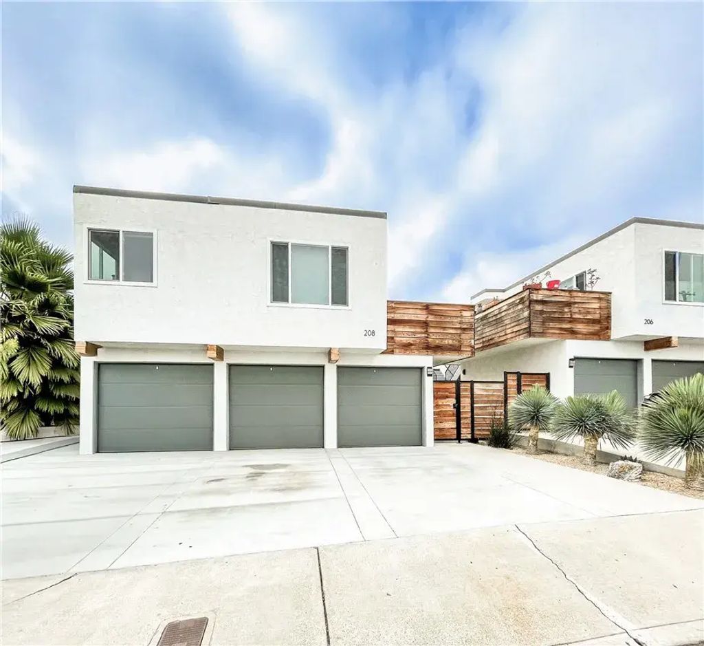 208 Avenida Victoria C, San Clemente