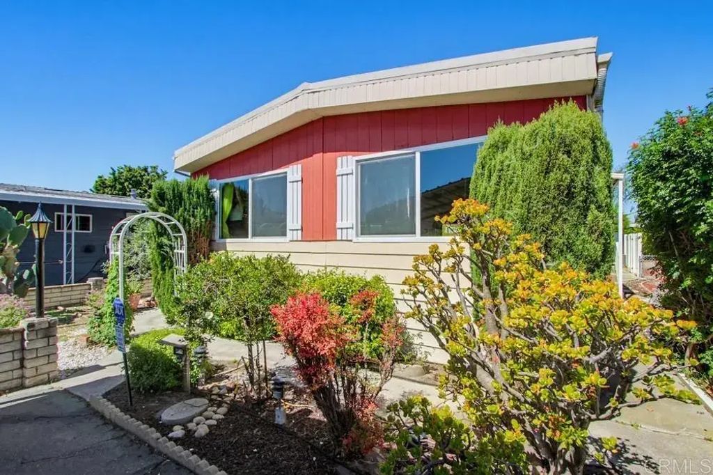 200 N El Camino Real 198, Oceanside