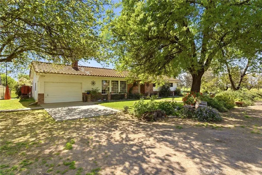 24065 Maria Road, Corning