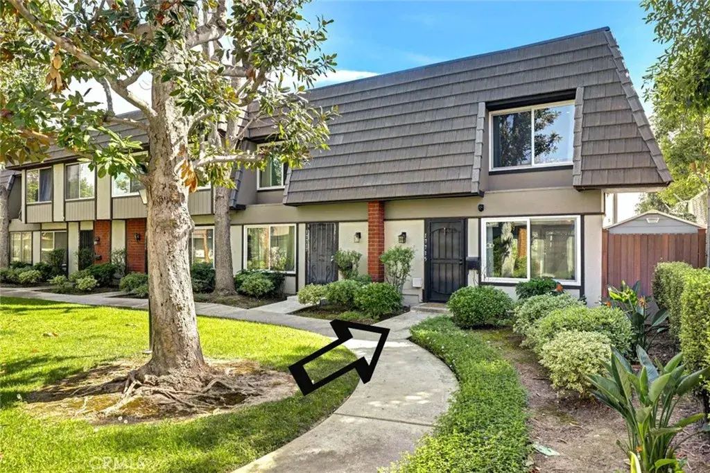 17715 Regency, Bellflower