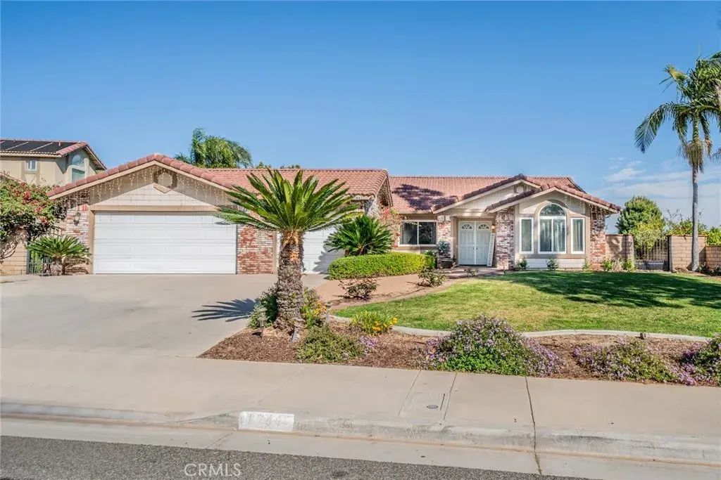 6744 Mission Grove North, Riverside