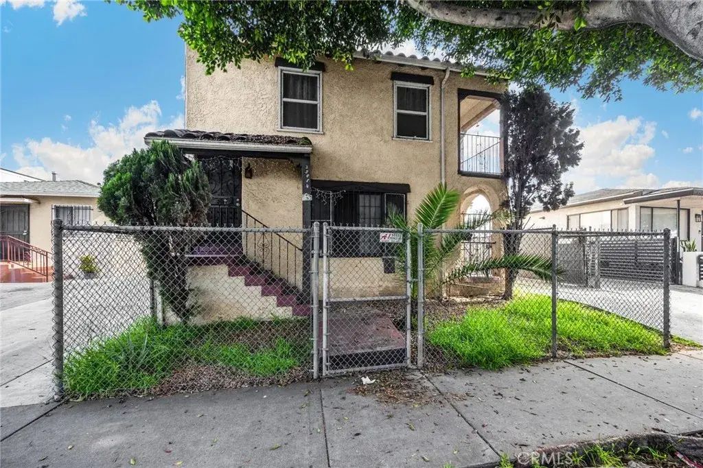 3559 E 4th, Los Angeles