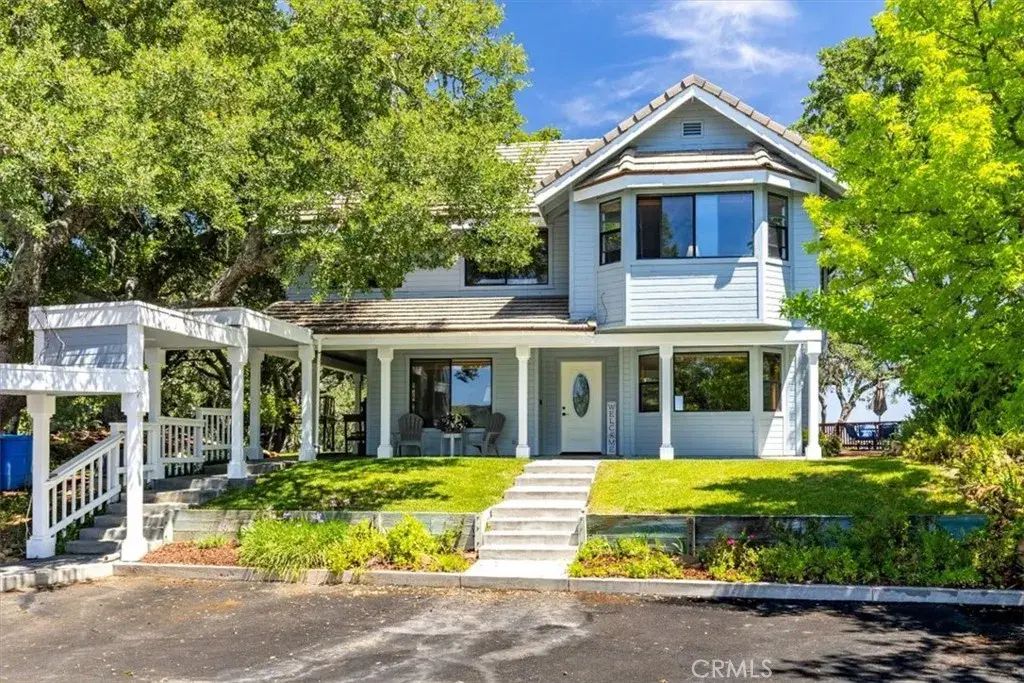 12355 Santa Ana, Atascadero