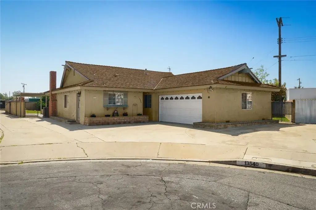 13540 Reis, Whittier