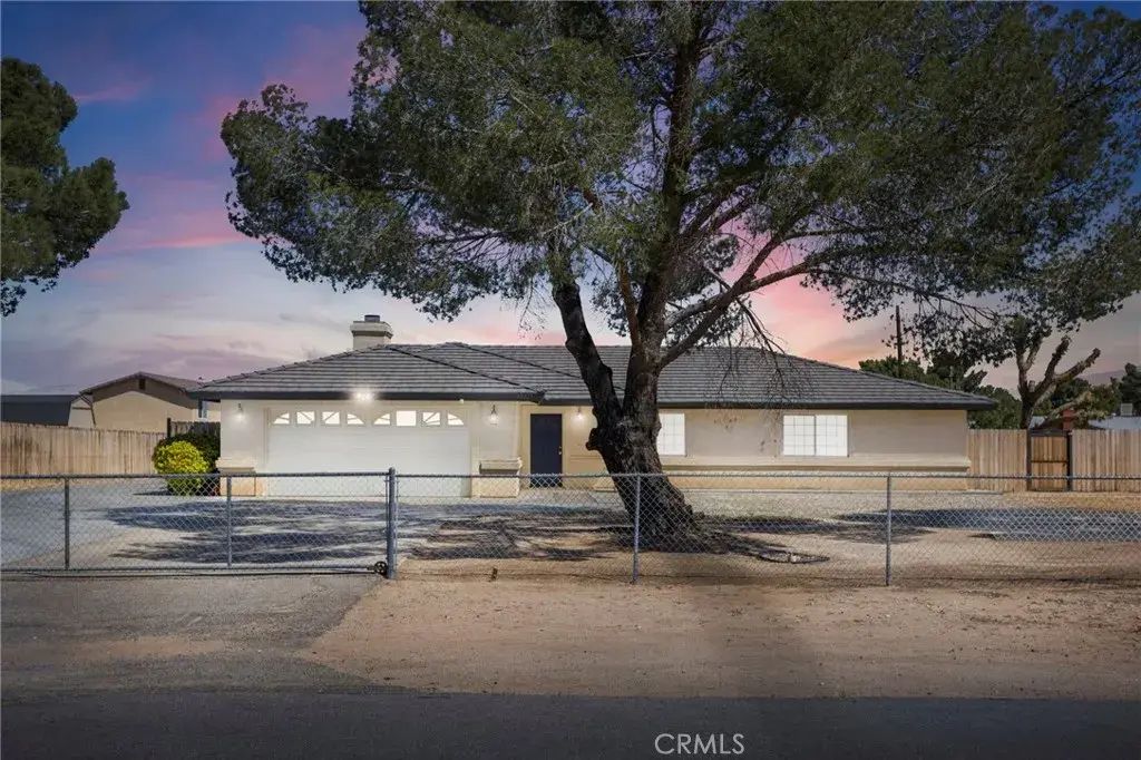 12275 Tesuque, Apple Valley