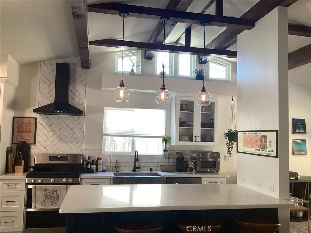 233 Almon Drive, Thousand Oaks