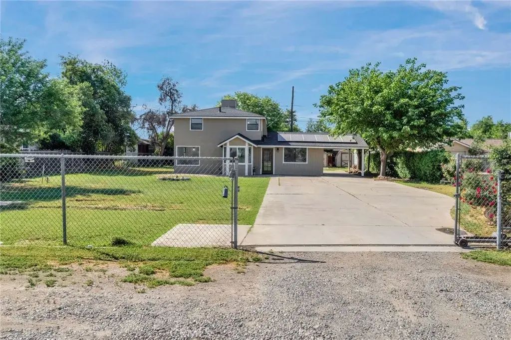 5132 E Washington, Fresno