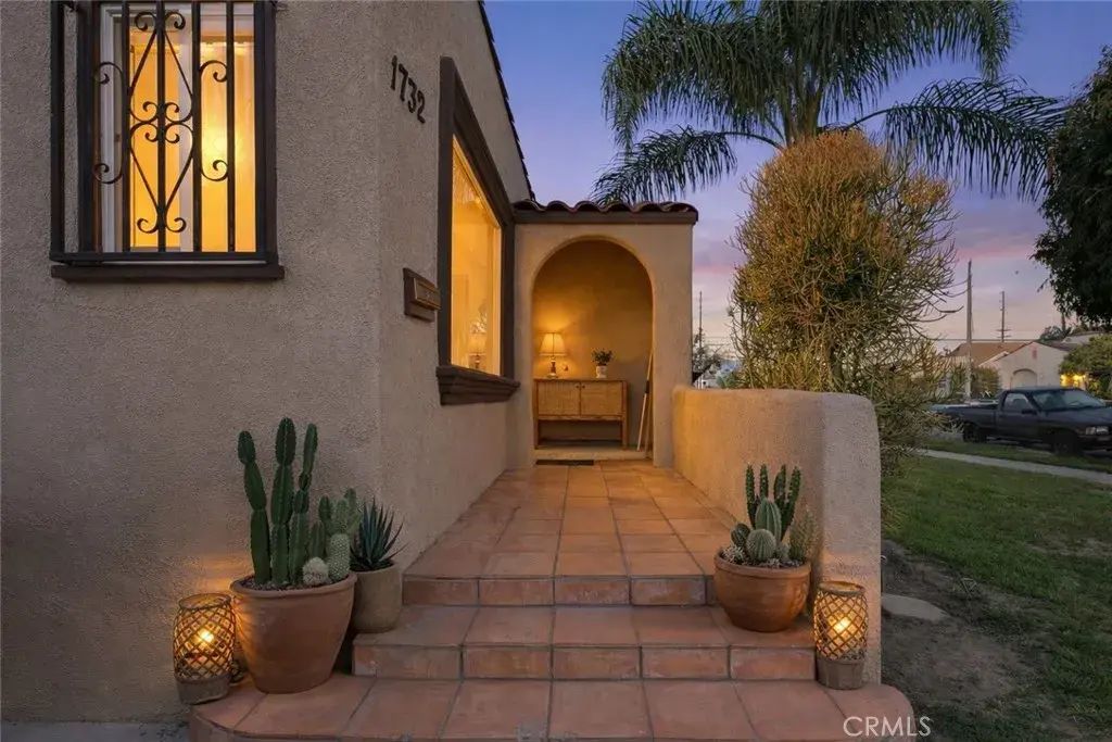 1732 W 65th Place, Los Angeles