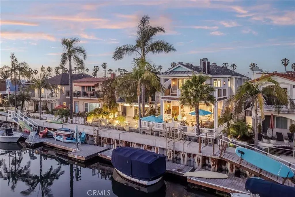 111 Rivo Alto Canal, Long Beach
