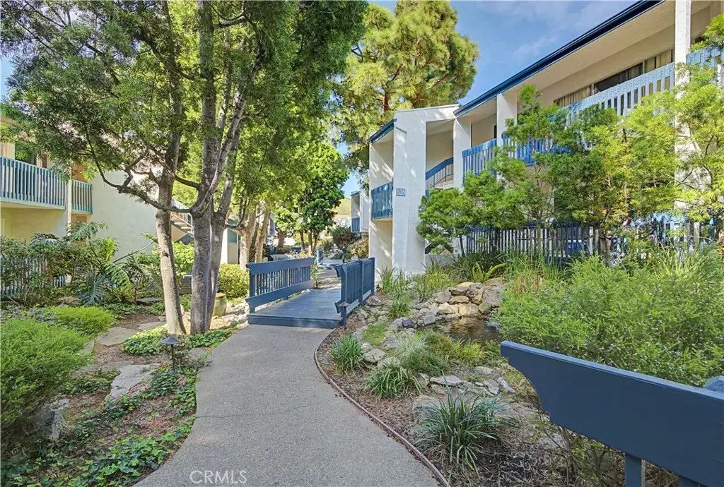 635 S Prospect #103, Redondo Beach