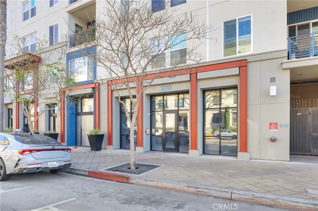 300 E 4th 115, Long Beach