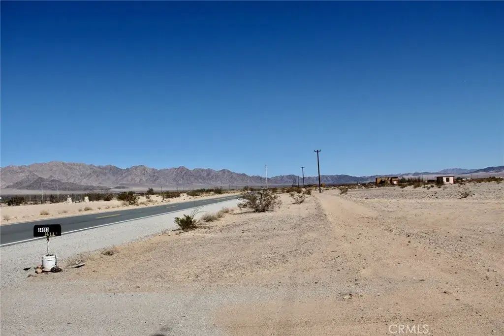 6281811 Amboy, 29 Palms