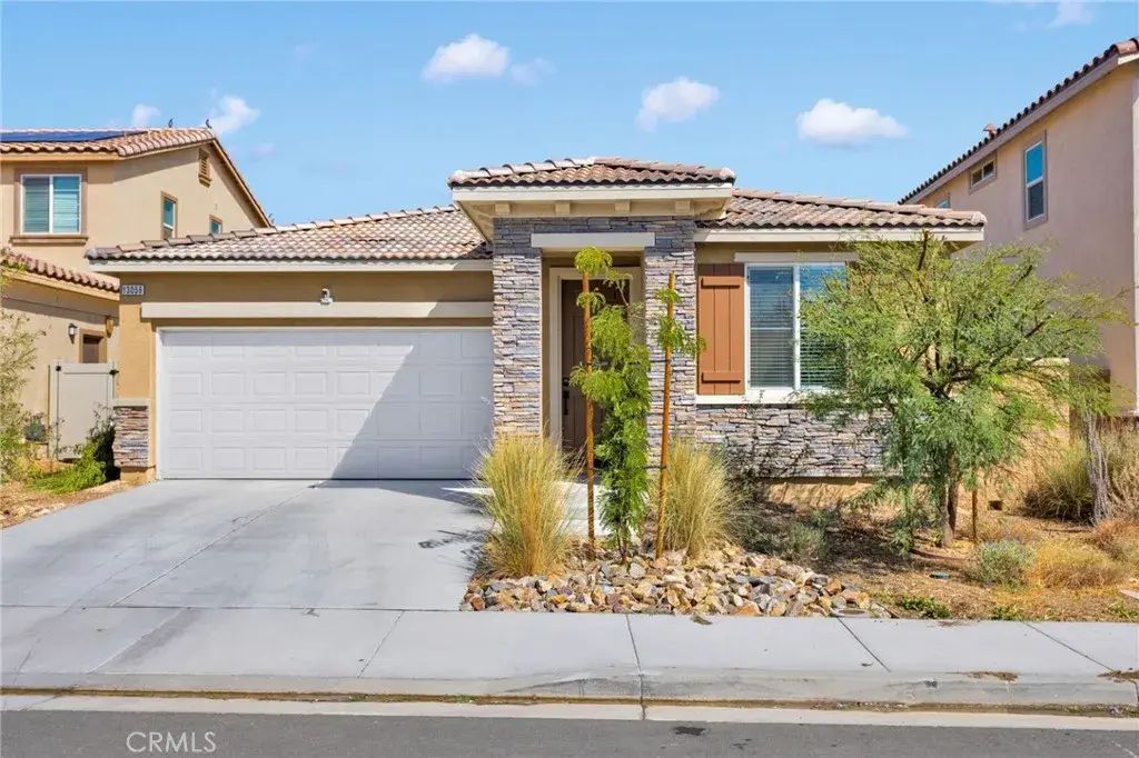 13056 Lancaster, Hesperia