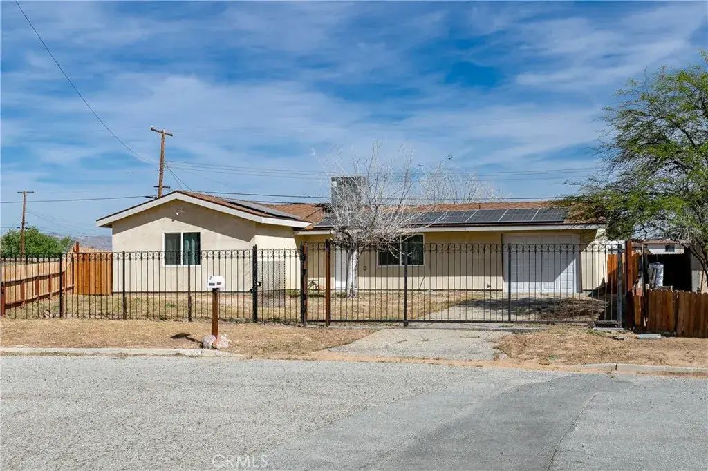 7607 Columbine Avenue, California City