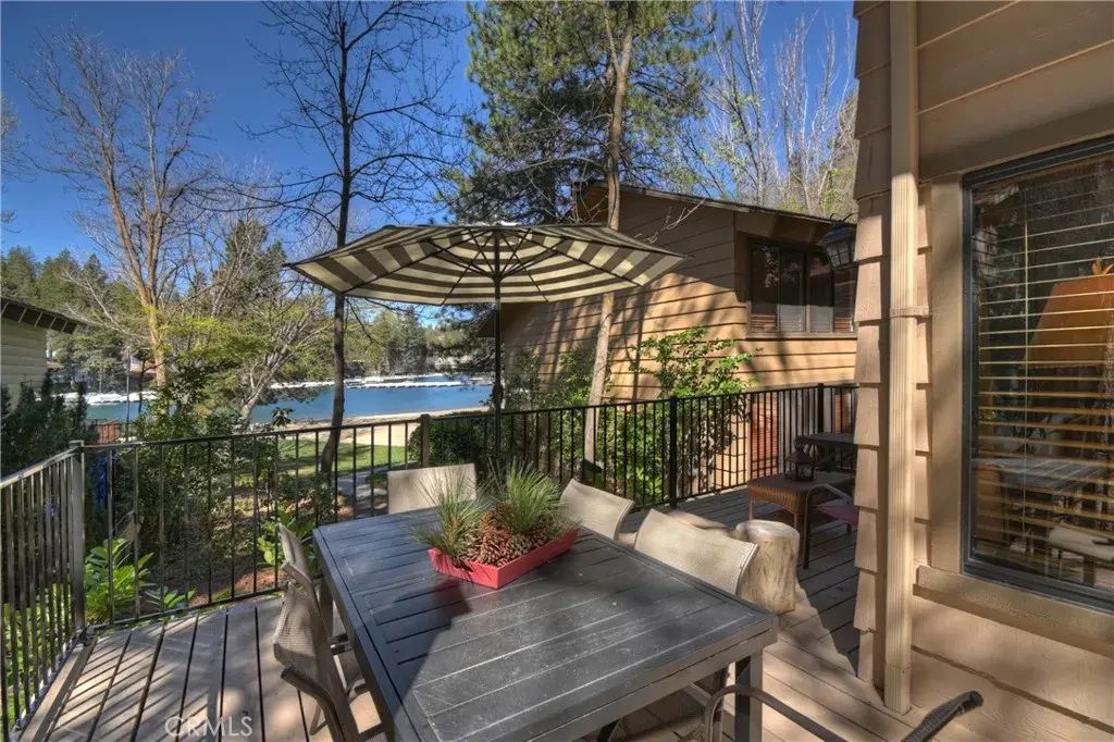 27821 Peninsula Dr. #416, Lake Arrowhead