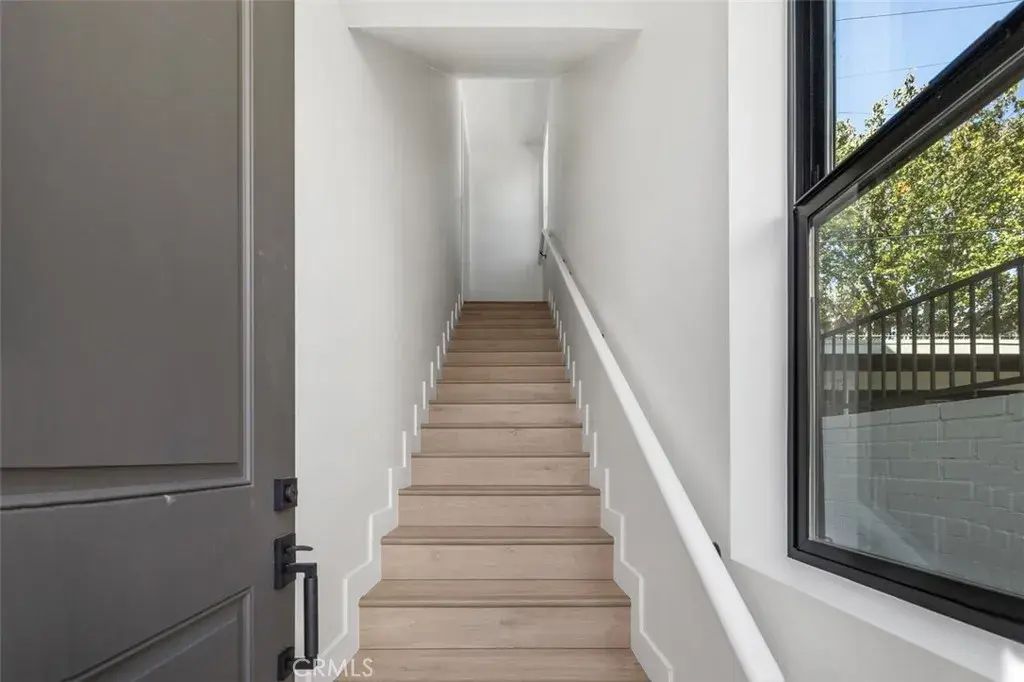 5061 Cartwright, North Hollywood