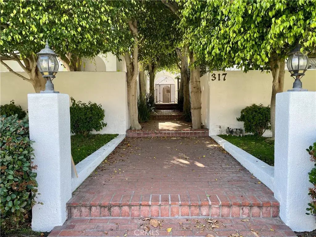 317 S Broadway C, Redondo Beach