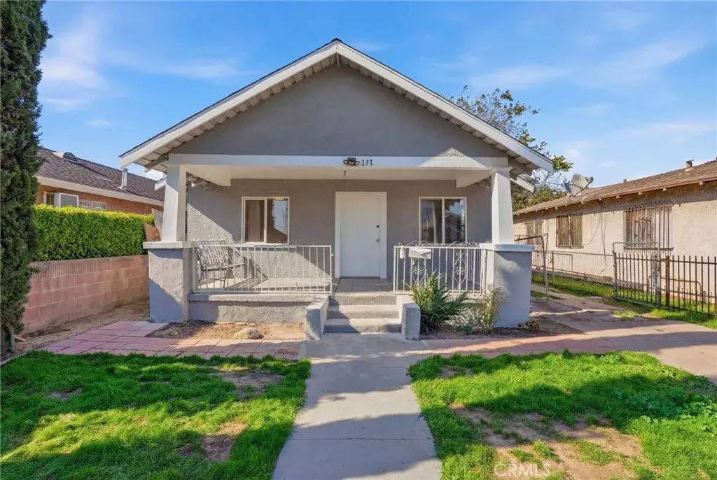 137 W 84th Place, Los Angeles