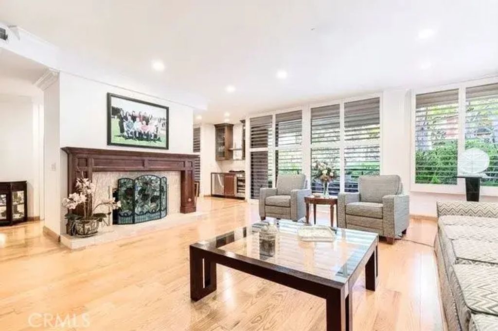 4765 Park Encino Lane 133, Encino
