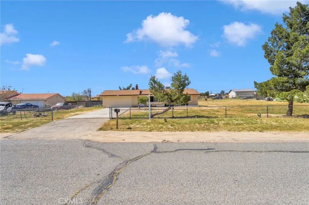 15870 Cazadero, Victorville