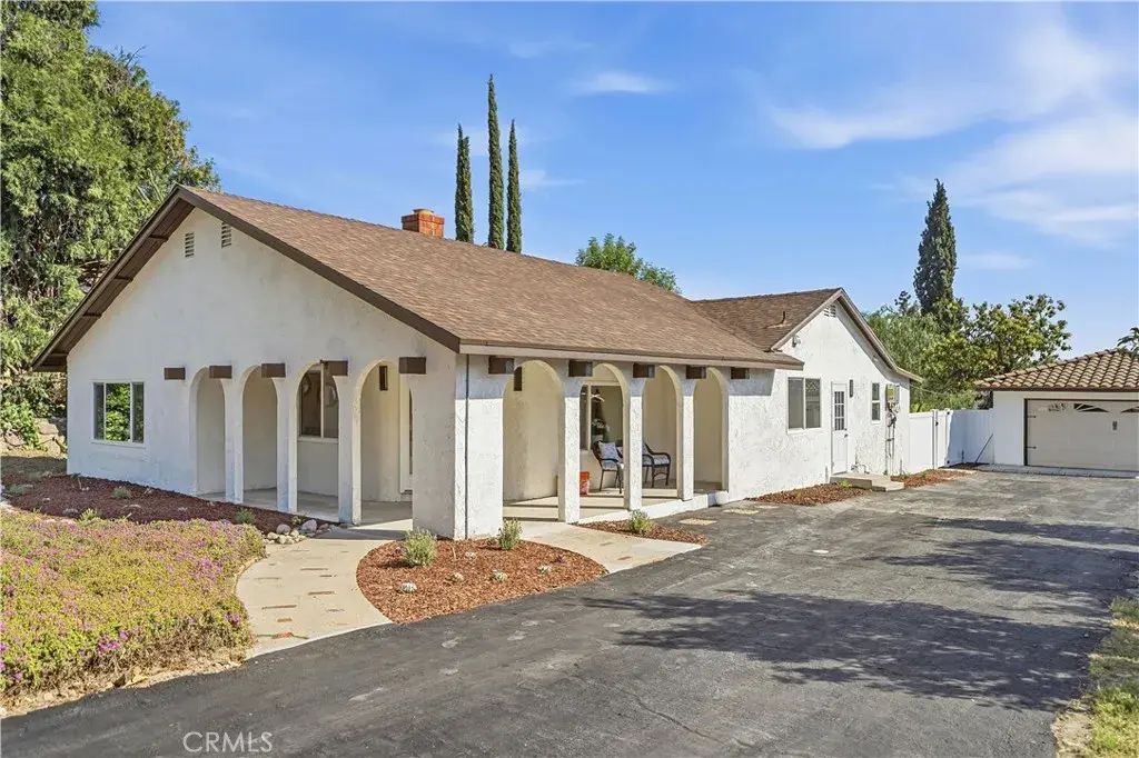 944 Alamosa, Claremont