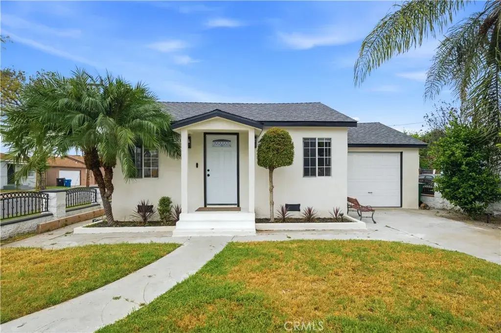 6833 Crafton Avenue, Bell
