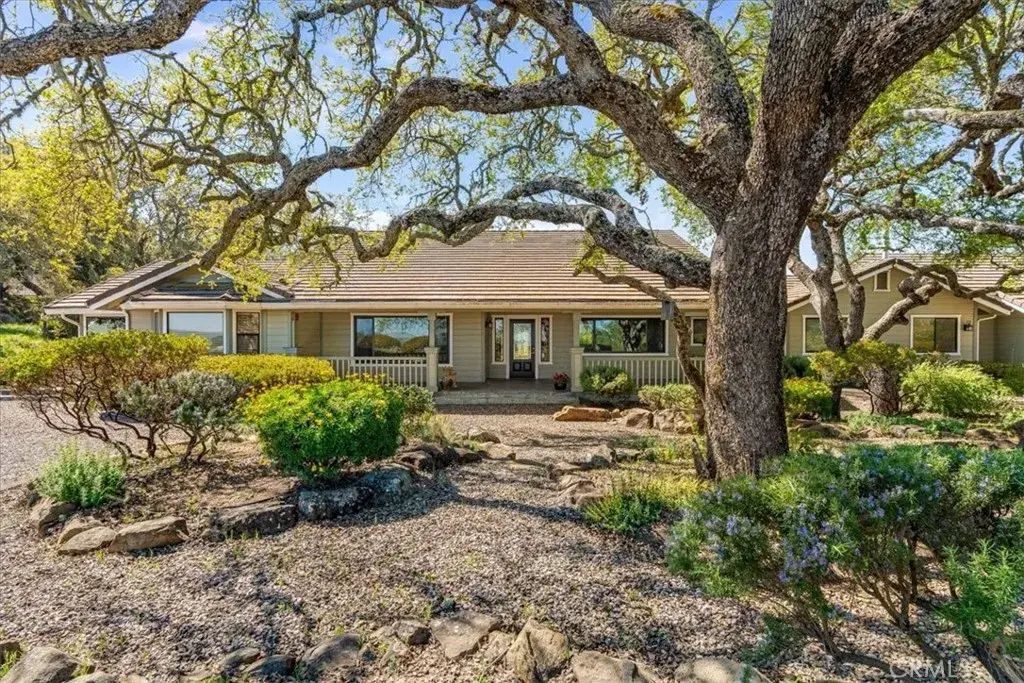 12405 Santa Ana, Atascadero