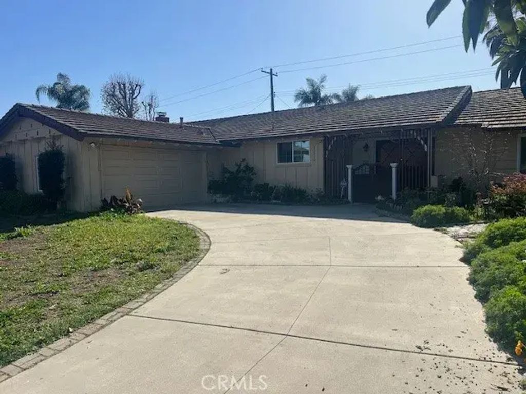 15572 Los Altos, Hacienda Heights