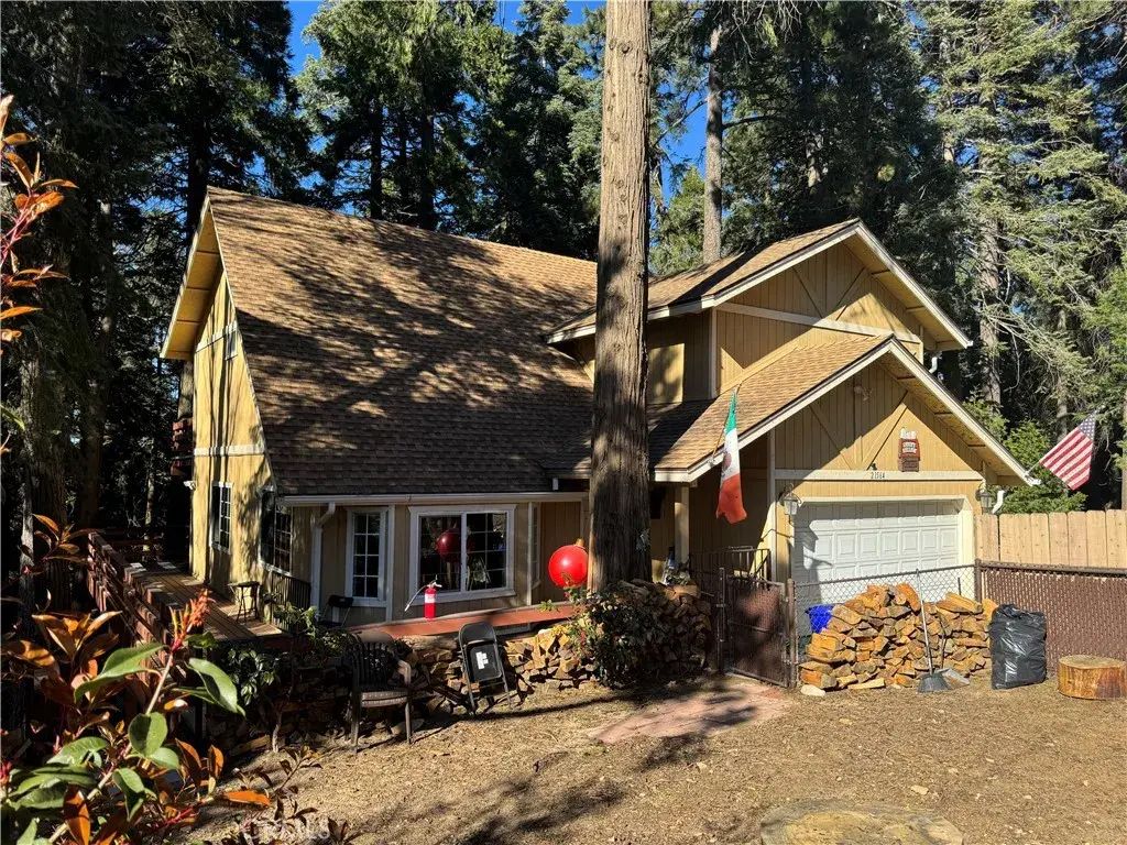 21564 Jobs Peak, Cedarpines Park