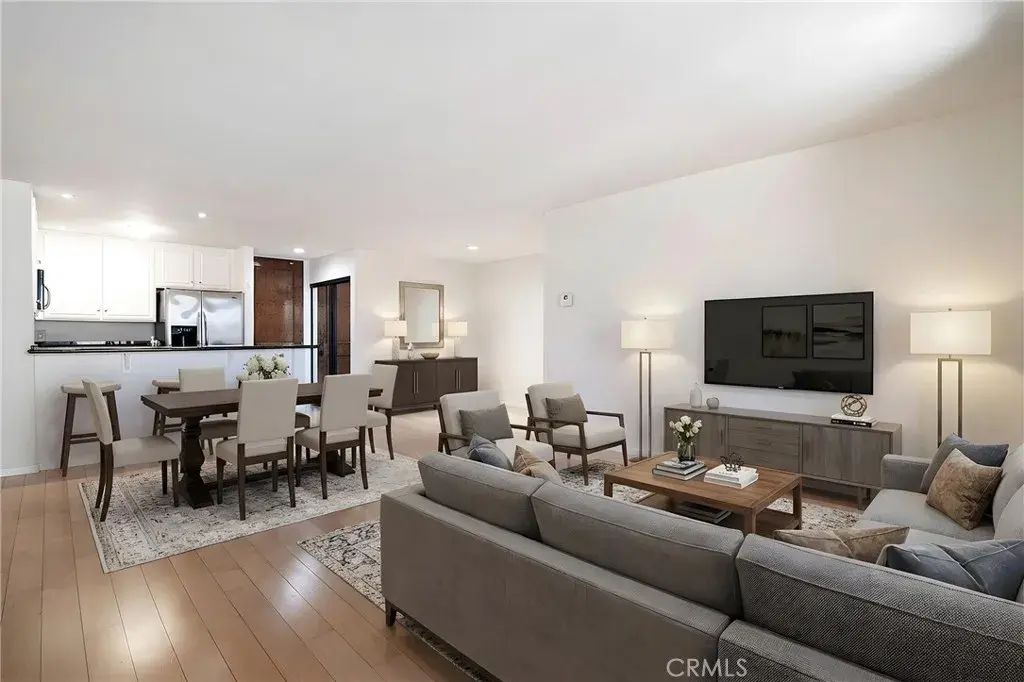 121 S Hope Street 333, Los Angeles