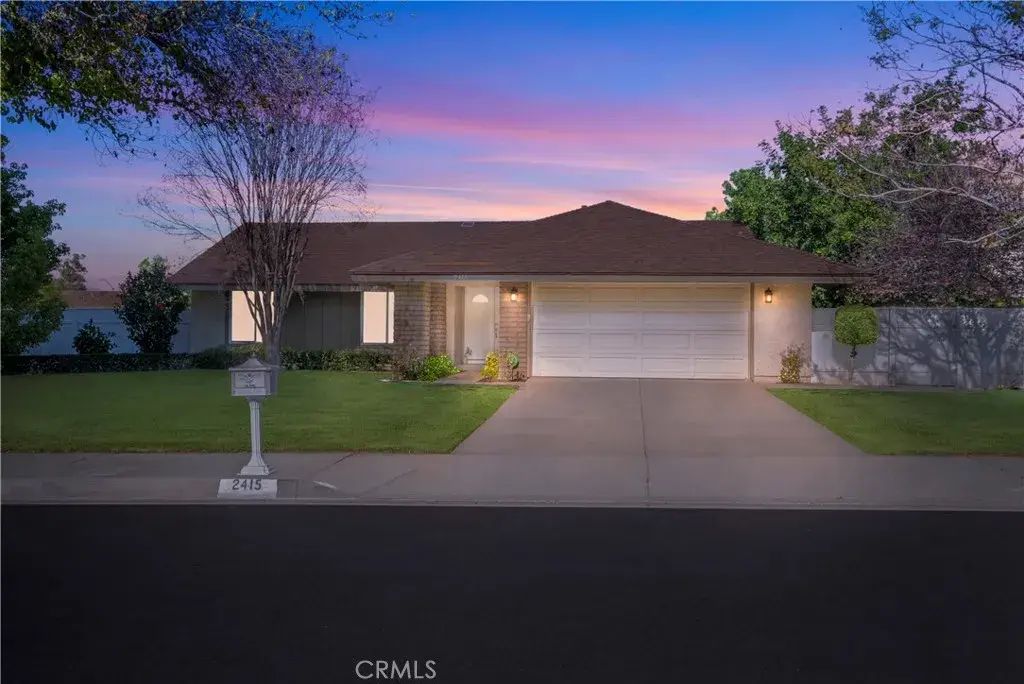 2415 Peppertree, Riverside