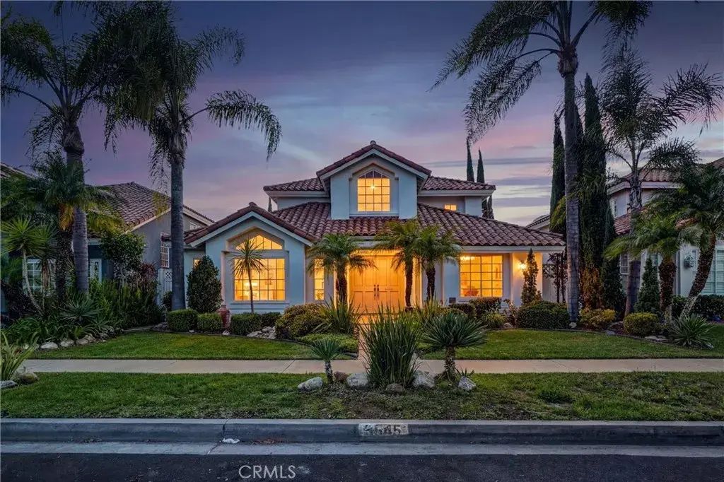 3545 Locust Avenue, Long Beach