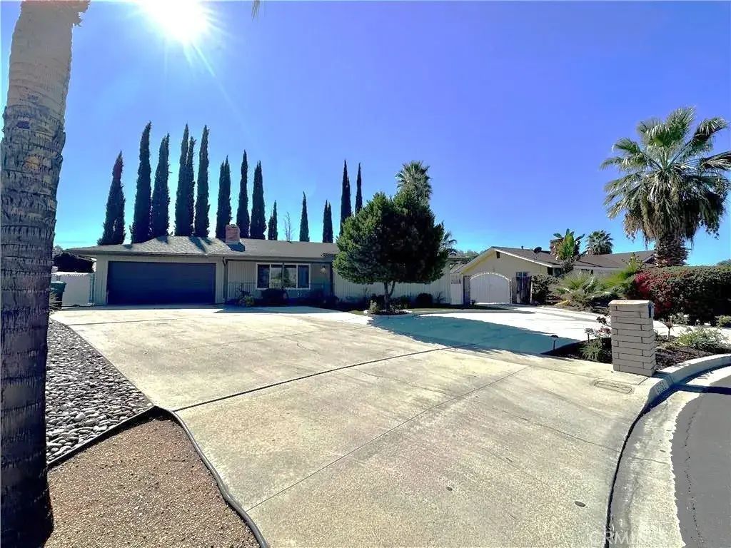 43251 San Mateo Way, Hemet