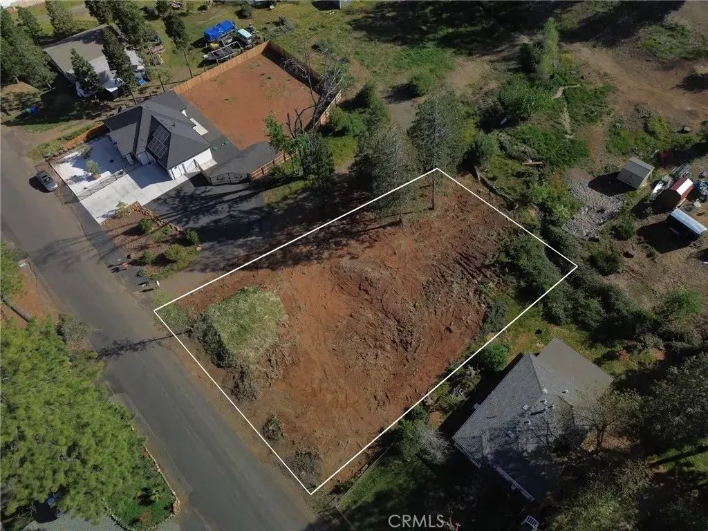 6112 Ripley, Paradise