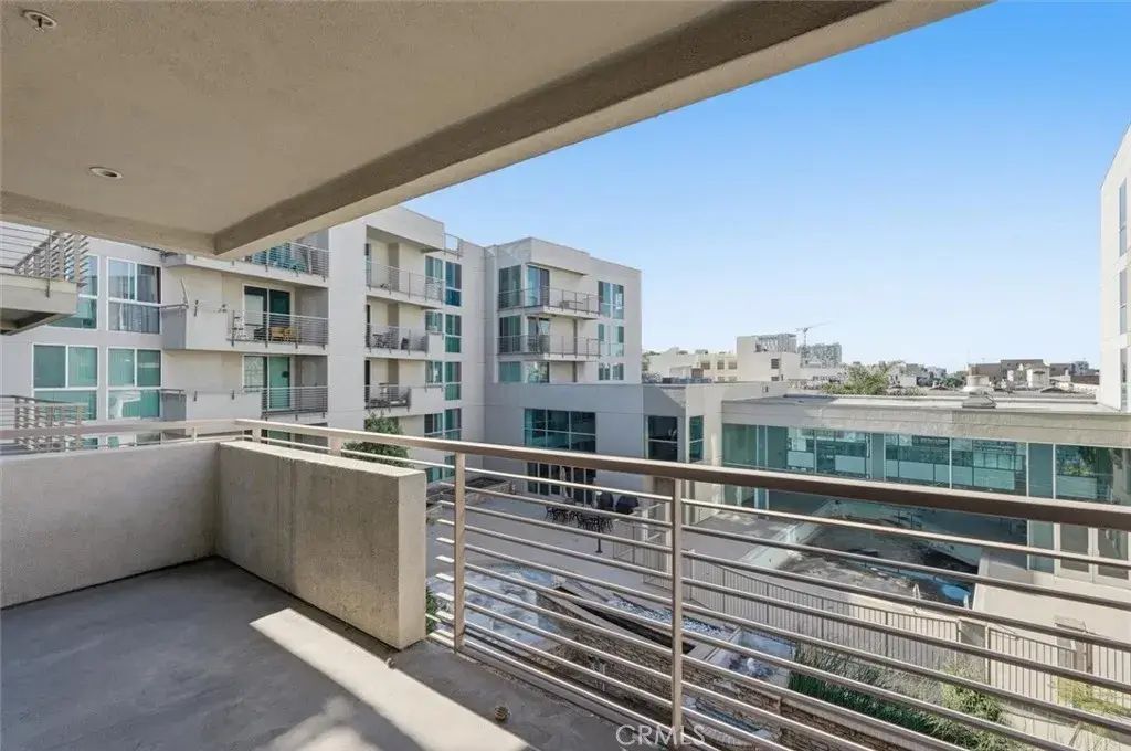 267 S San Pedro 315, Los Angeles