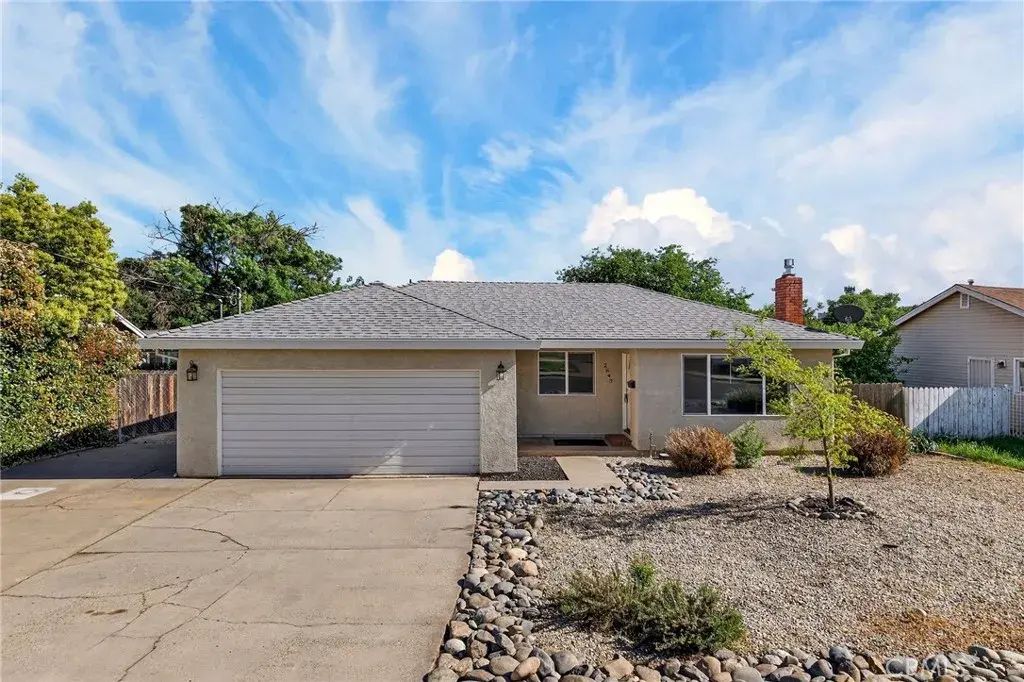 2843 Stormes, Oroville