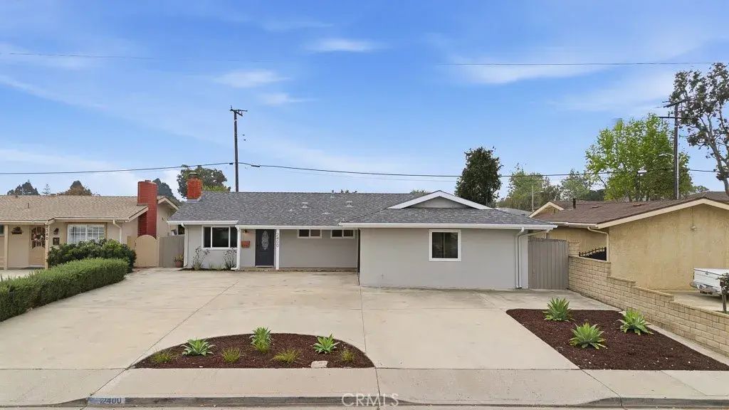 2400 W Hemlock Street, Oxnard
