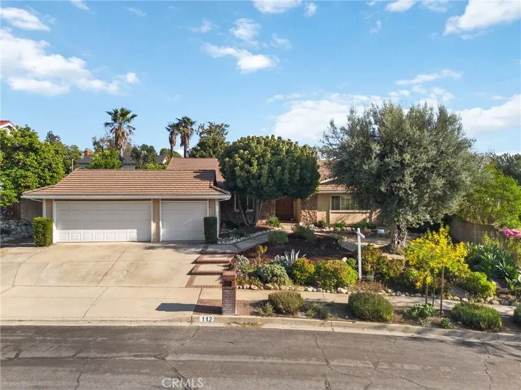 112 Nassau Pl, Claremont