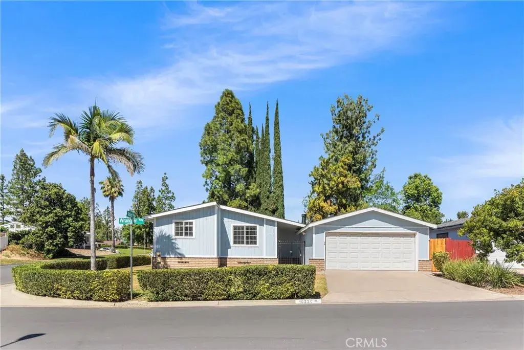 10220 Wrangler Way, Corona