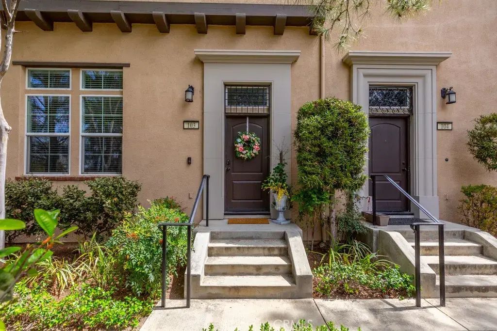 4468 Owens 103, Corona