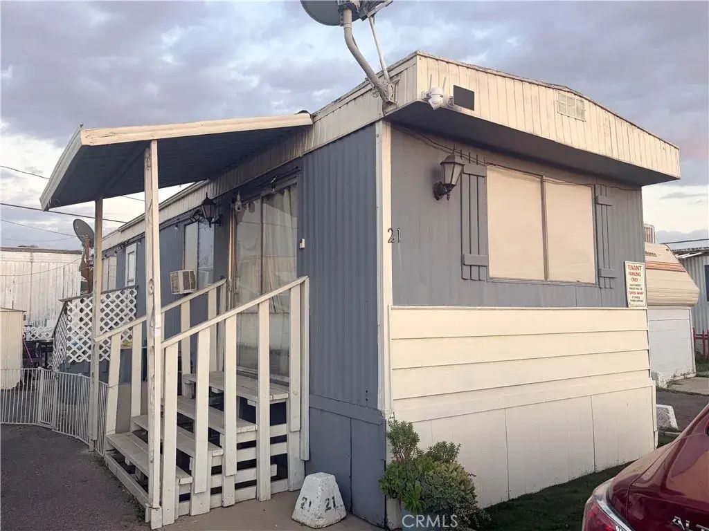 25681 Alessandro 21, Moreno Valley