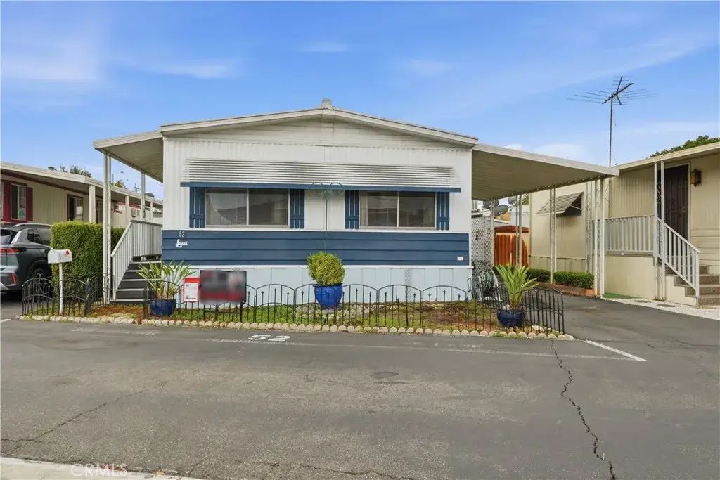 20806 Gridley 52, Lakewood