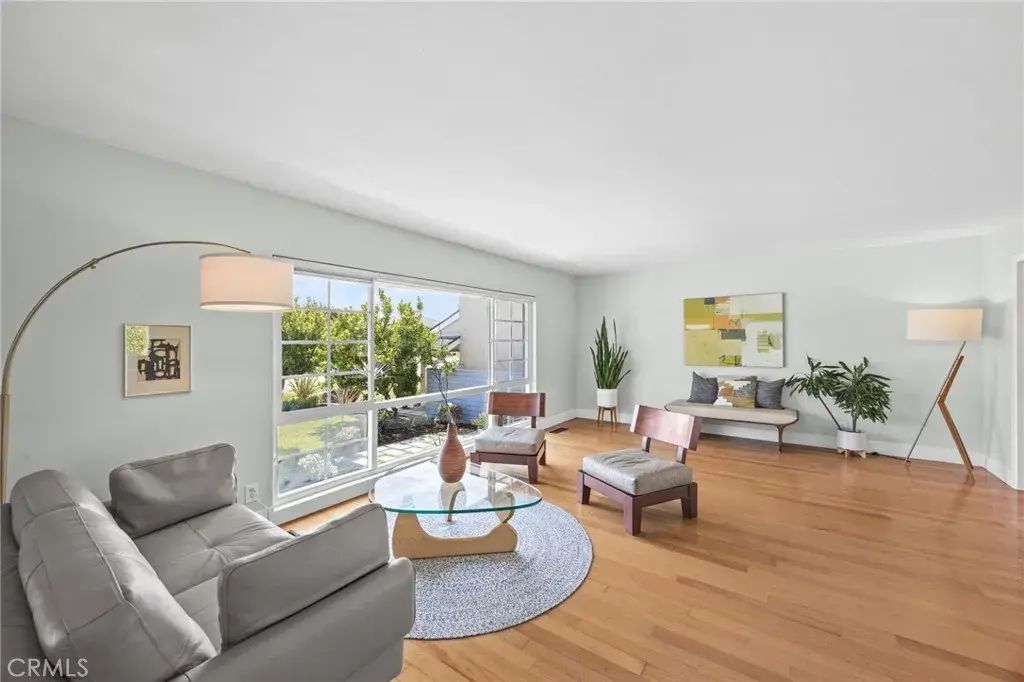 328 S Violet Lane South, Orange