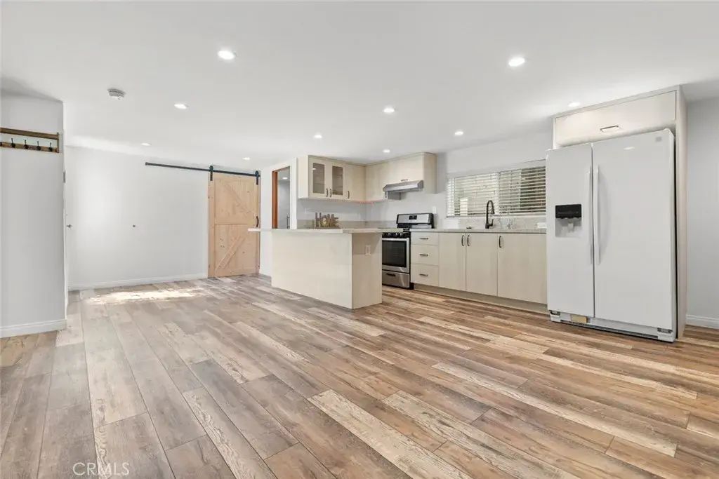 10533 Fernglen, Tujunga